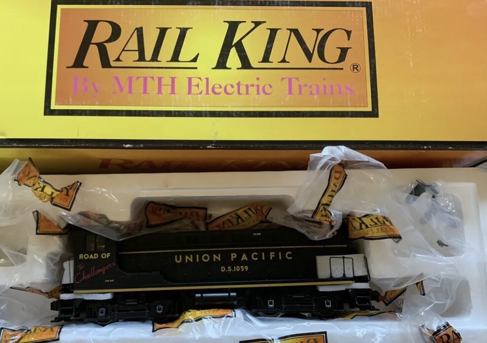 MTH RAILKING SCALE UNION PACIFIC VO 1000 SWITCHER DIESEL ENGINE 30-27541!
