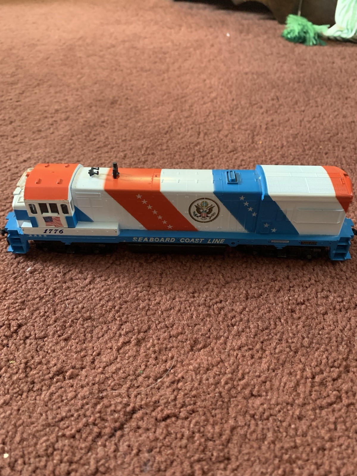 Athearn Diesel Locomotive U33B Seaboard Coast Line spirit of 1776 in org box