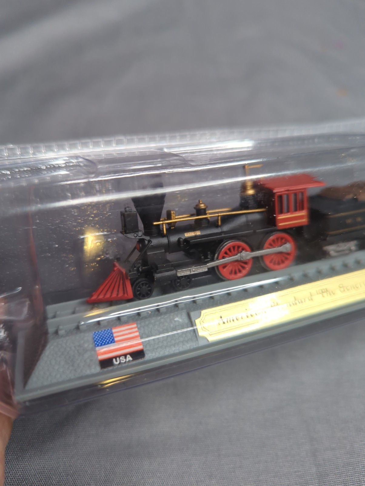 American Standard THE GENERAL USA 1:160 Railroad Locomotive New Old Stock Look N