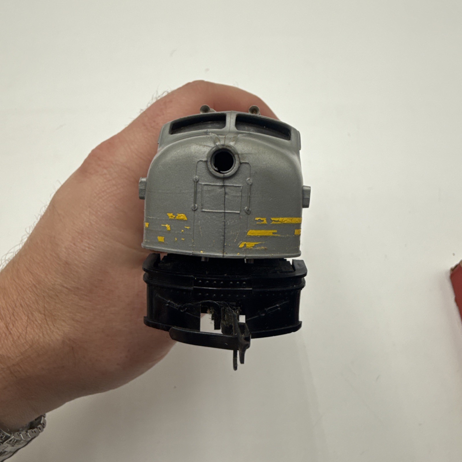TRI-ANG RAILWAYS R-57 TC SERIES DUMMY DIESEL LOCOMOTIVE #4008
