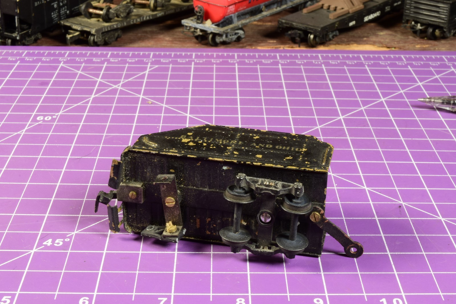 brass 3.9 oz slope tender, faux crystal light, having a truck issue B&O