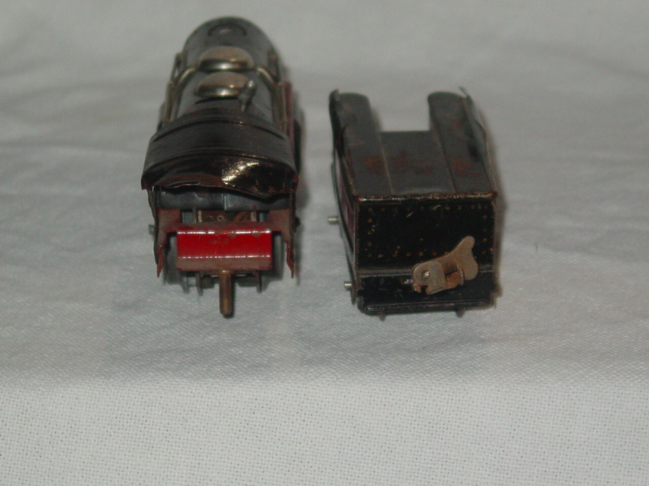 Lionel Jr. Passenger Train Set with (1) #1690 (1) 1691 Lionel (1) # 1690 Ives