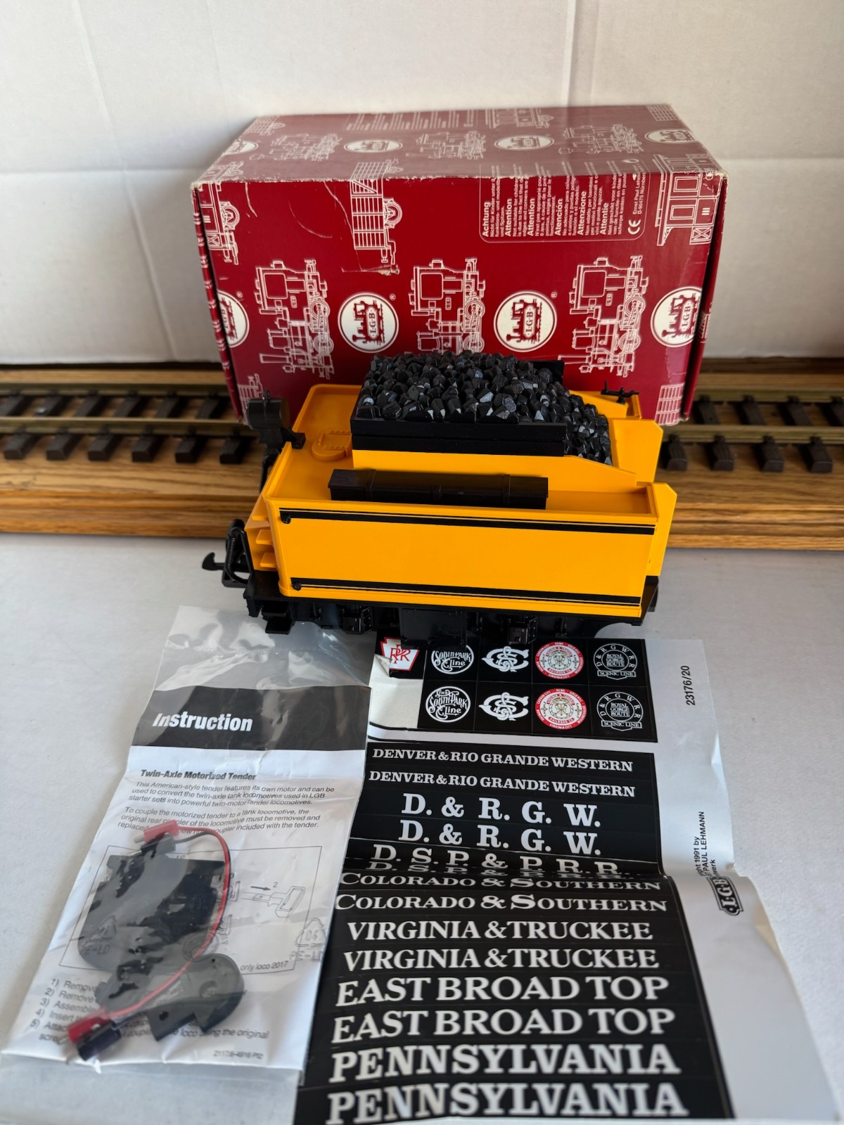 LGB 69576 – Powered Yellow Tender for Stainz Steam Locomotives NEW with box