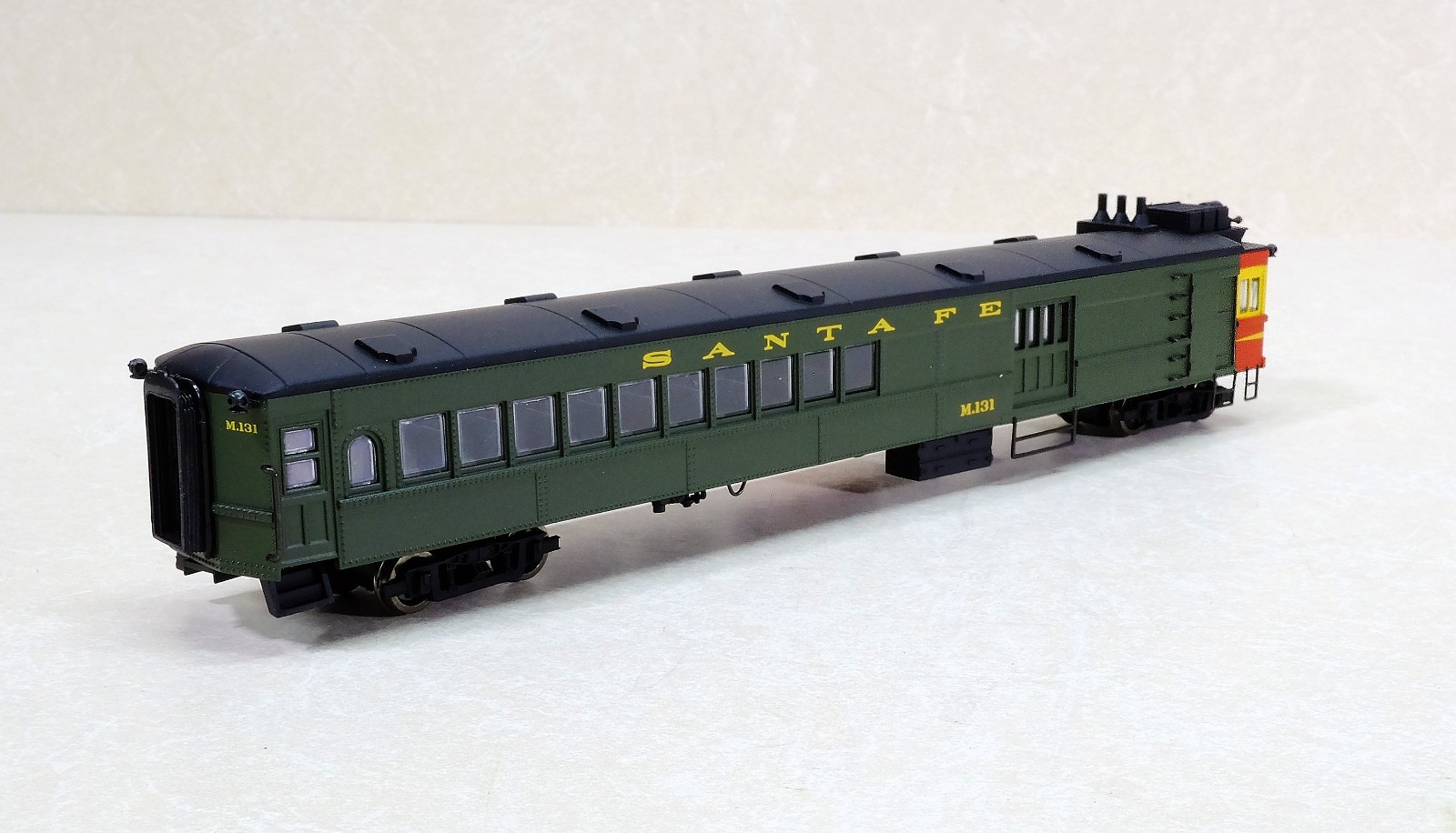 Bachmann Spectrum 81403 HO Santa Fe M131 Doodlebug, Box, Papers, Untested