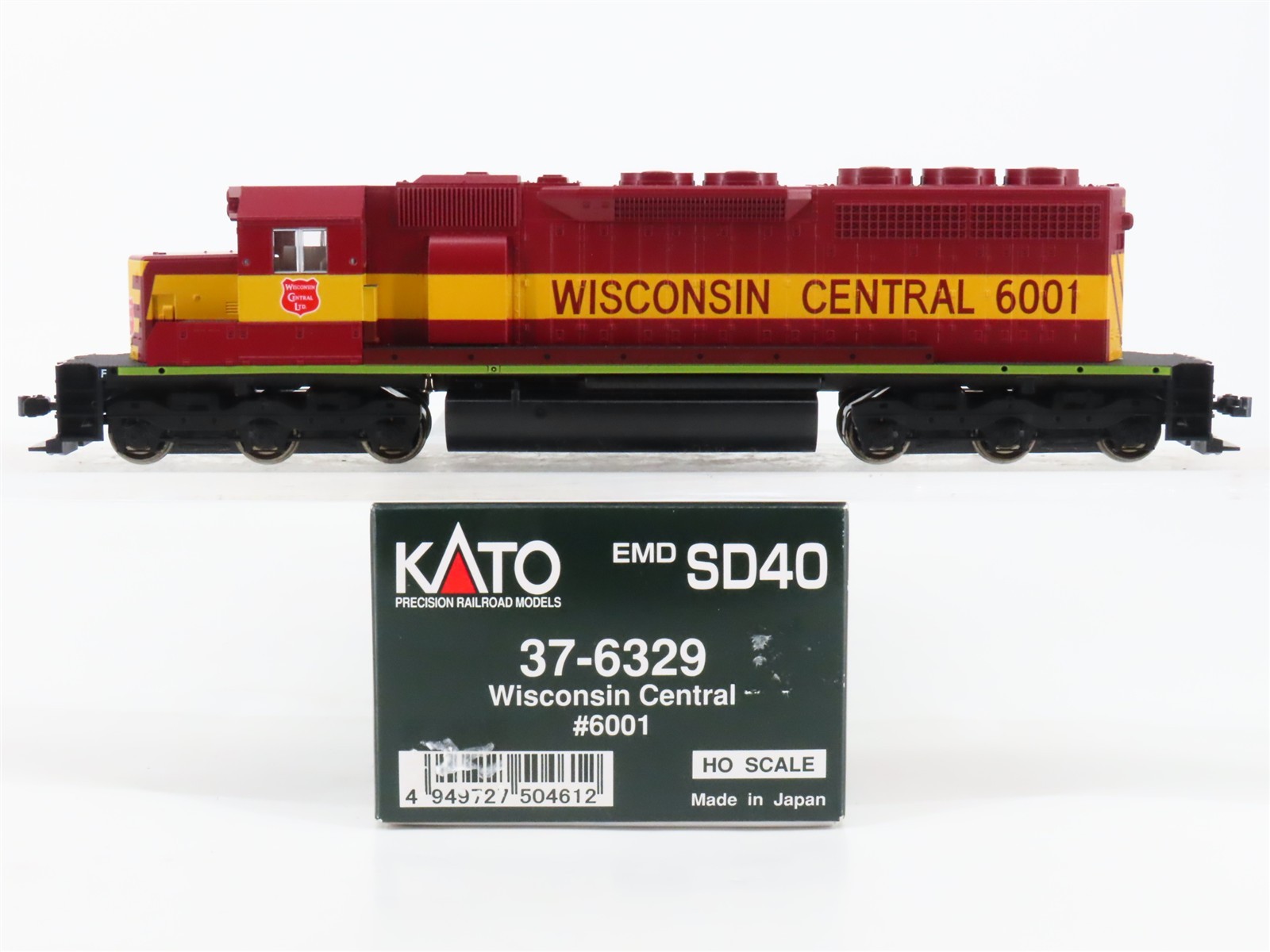 HO Scale KATO 37-6329 WC Wisconsin Central EMD SD40 Diesel #6001 – DCC Ready