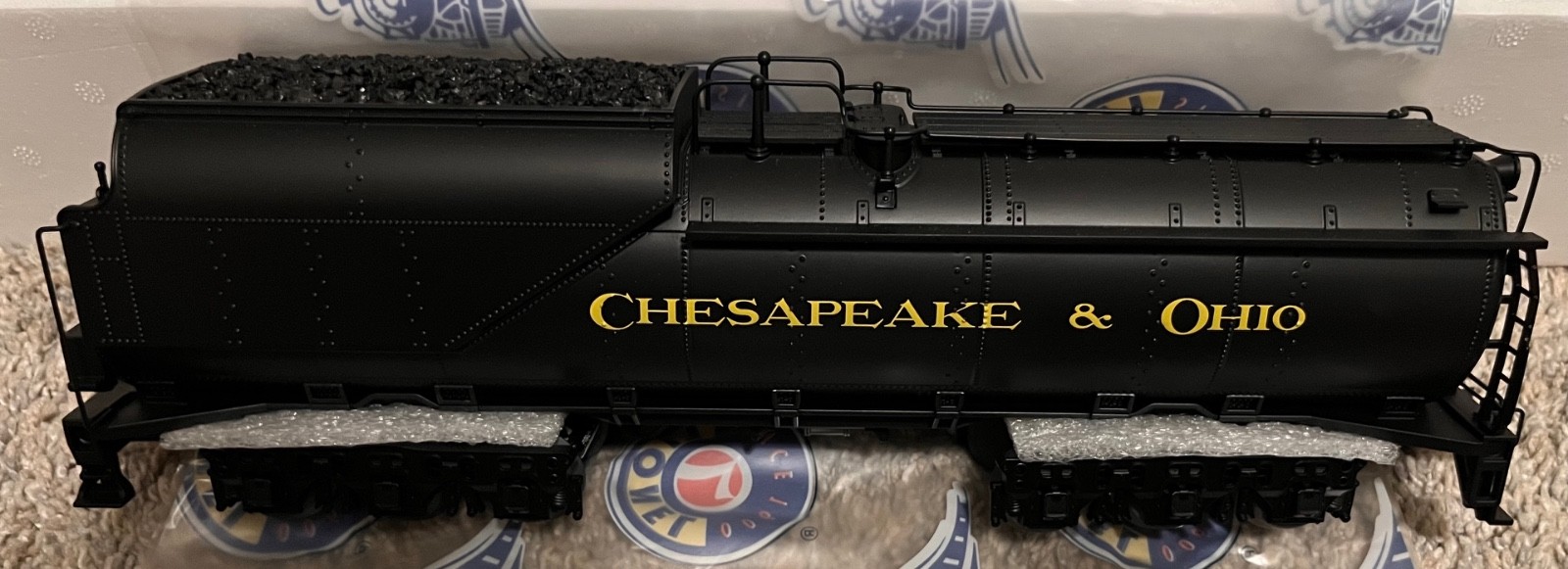 NEW* LIONEL LEGACY *CHESAPEAKE & OHIO* F-19 PACIFIC (#494) 2431140; C&O