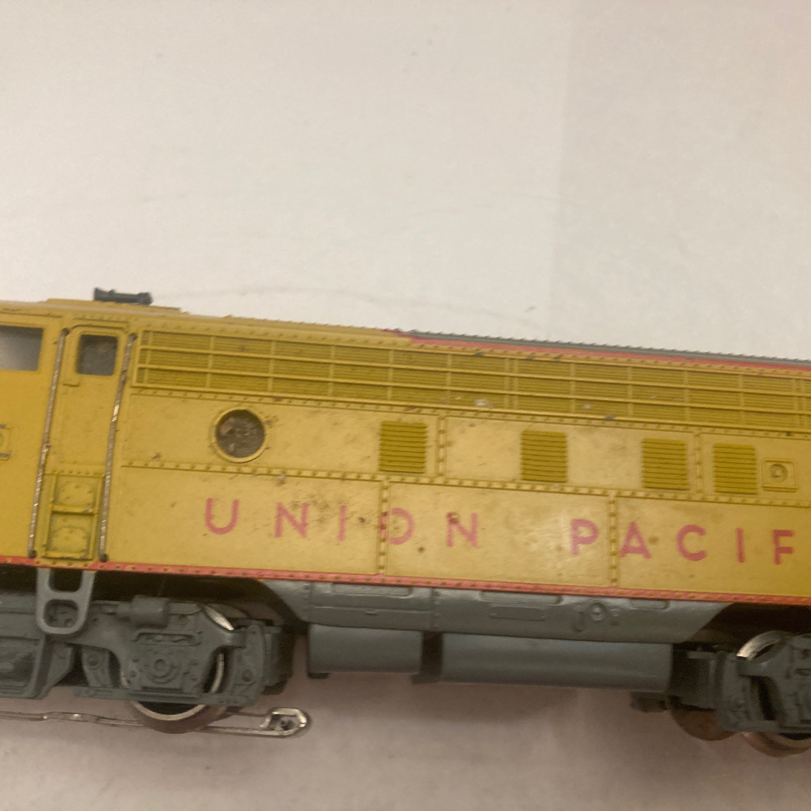 Marklin 3061 & 4061 HO Union Pacific F7 Powered & Unpowered Diesel Locomotives