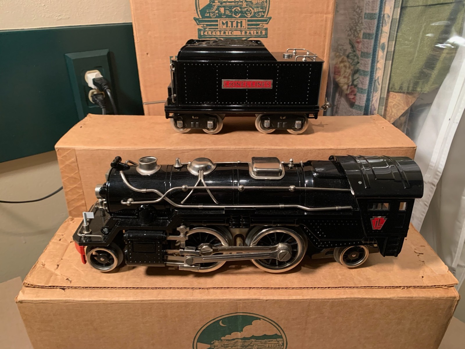 MTH Standard Gauge Lionel Lines 385 2-4-2 Steam Locomotive & Tender