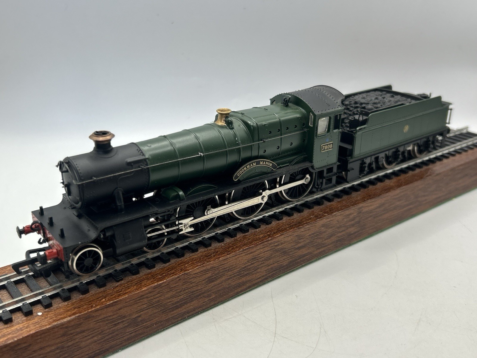 OO Mainline GWR Hall Class 4-6-0 Steam Locomotive ‘Cookham Manor’ – GOOD TESTED