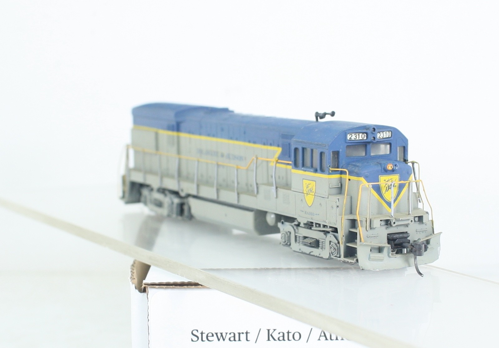 HO Scale Kato / Stewart Delaware & Hudson U23B Kitbashed Custom Diesel #2310
