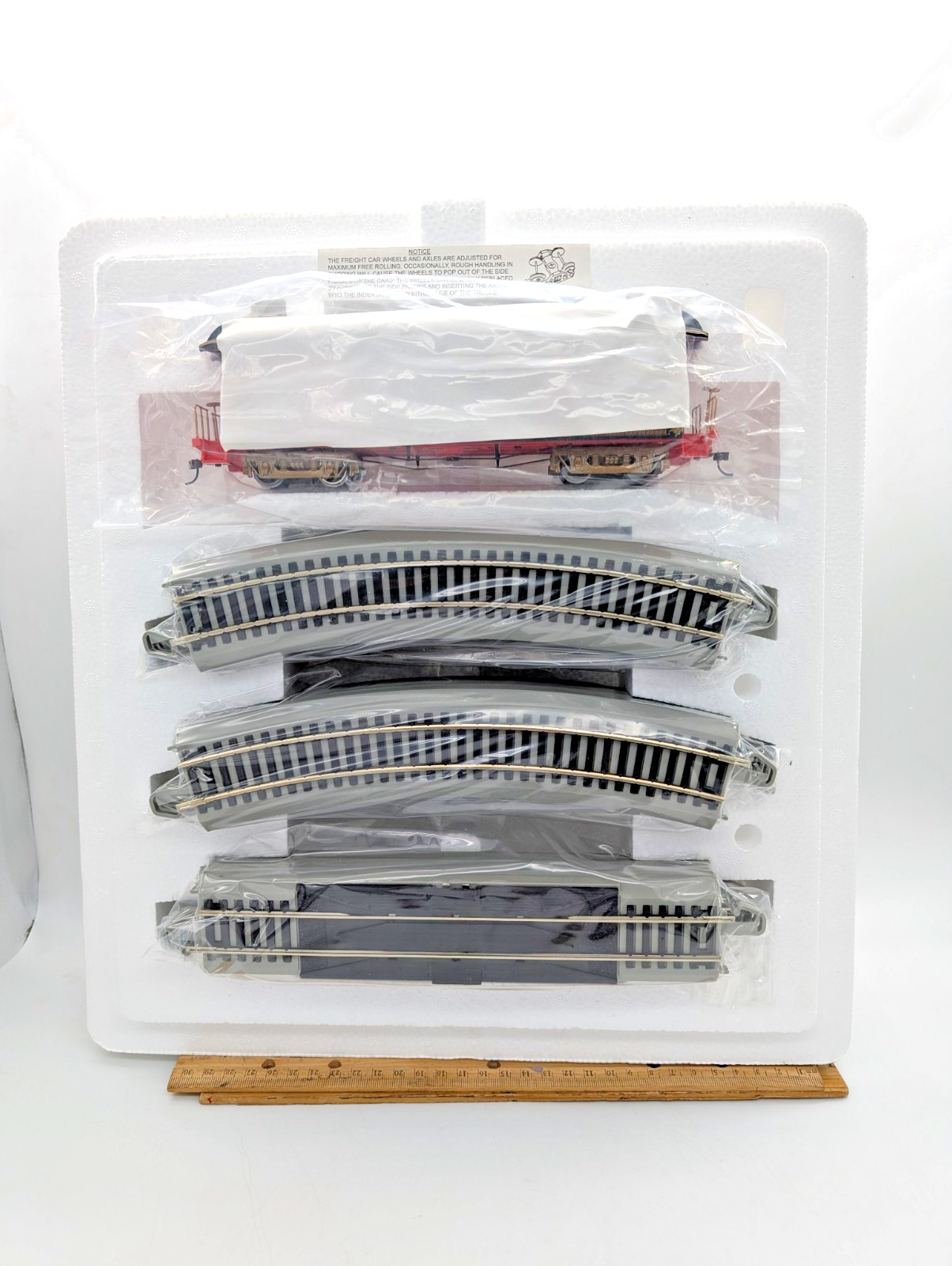 Hawthorne Village Budweiser Holiday Express Train Set On30 Engine Track COA NIB
