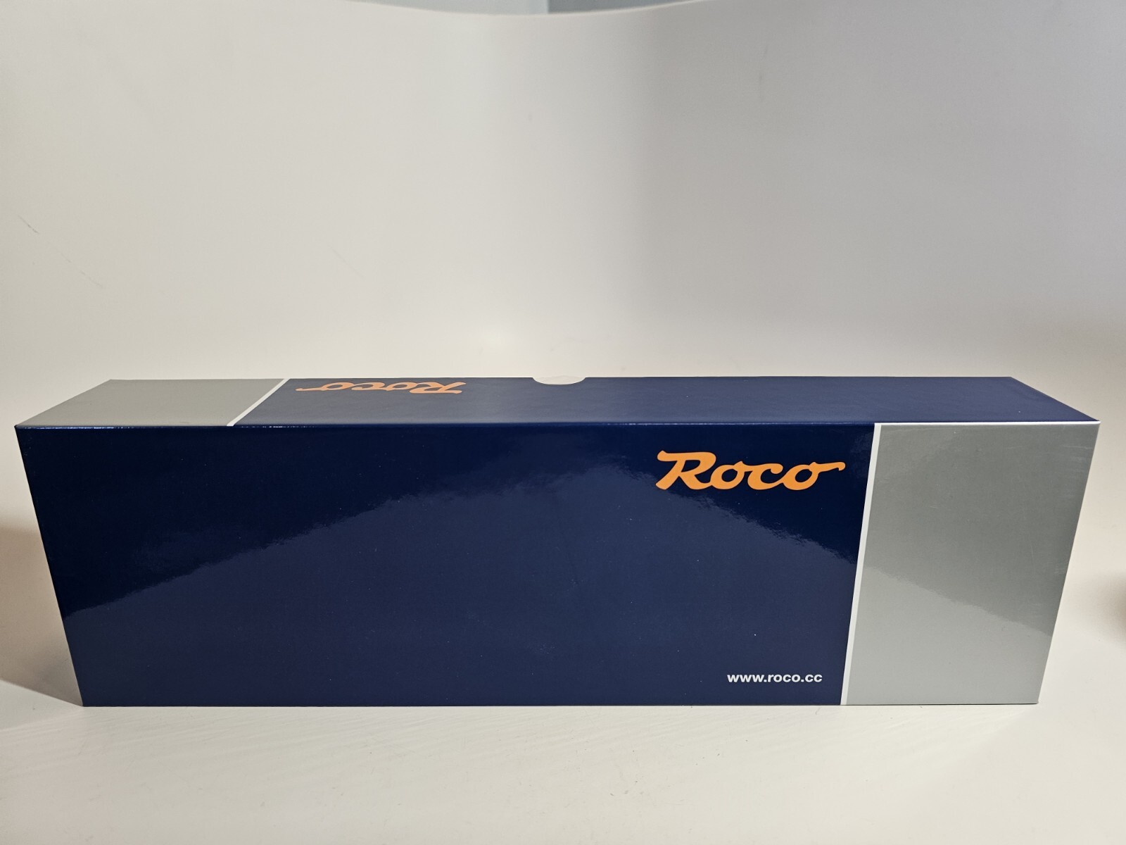 Roco DB BR 185 ELECTRIC LOCOMOTIVE 7500015 HO SCALE DCC SOUND READY
