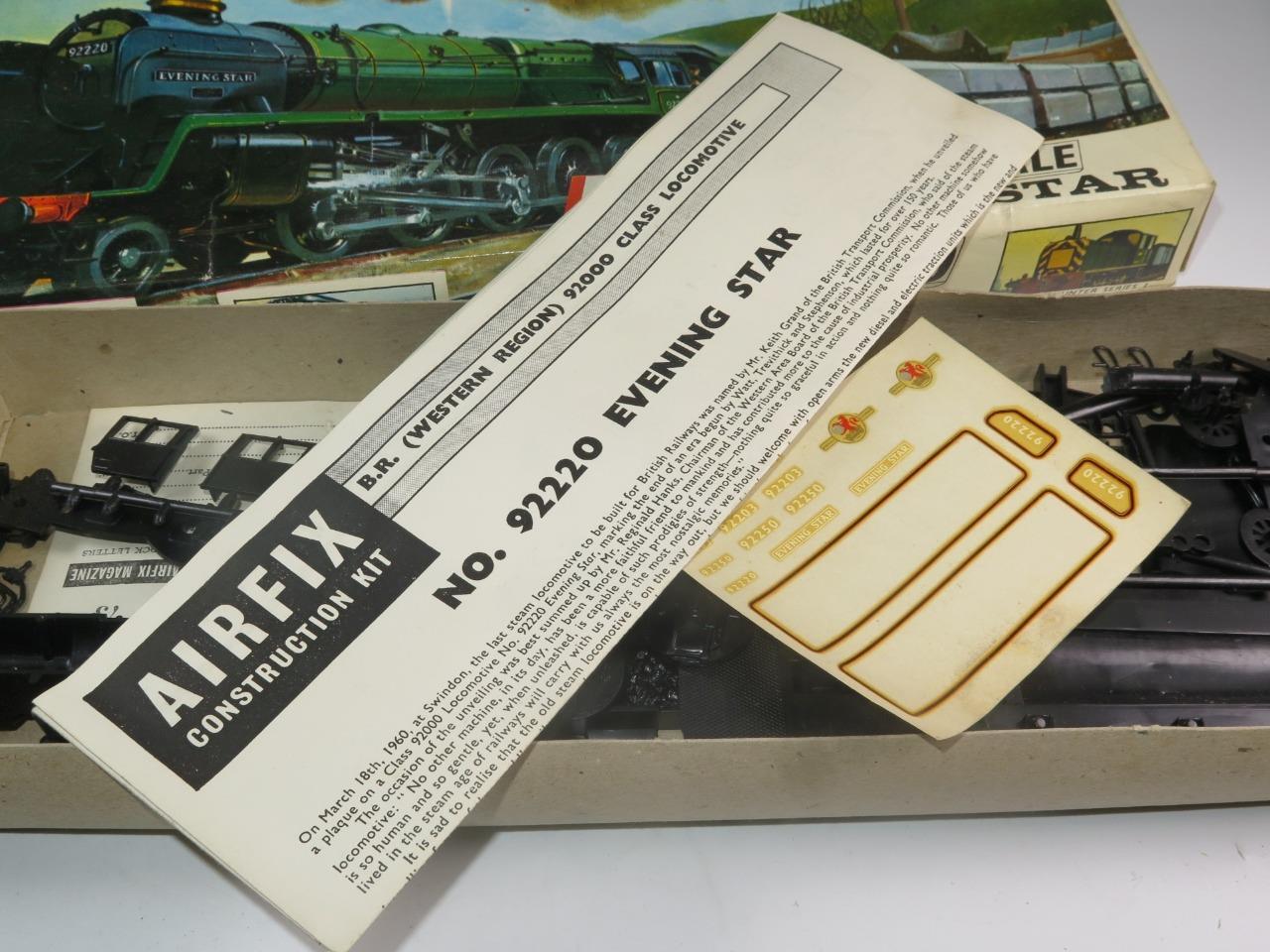 AIRFIX OO MODEL RAILWAY KIT EVENING STAR STEAM LOCO Unmade Red Stripe Box