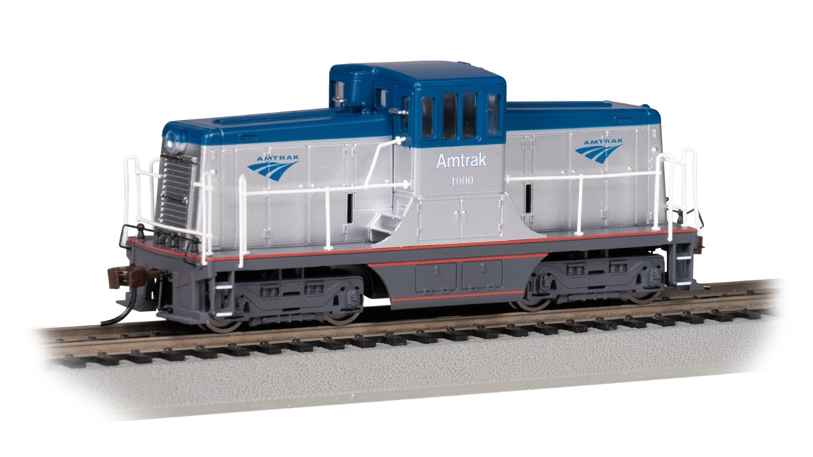 Bachmann 68205 HO Scale DCC 44-Ton Switcher Amtrak #1000
