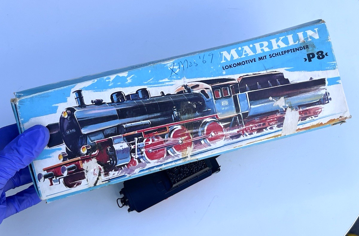 Vintage Marklin Steam Locomotive & Tender Train w/ Box Germany P8 HO BR 38 1807