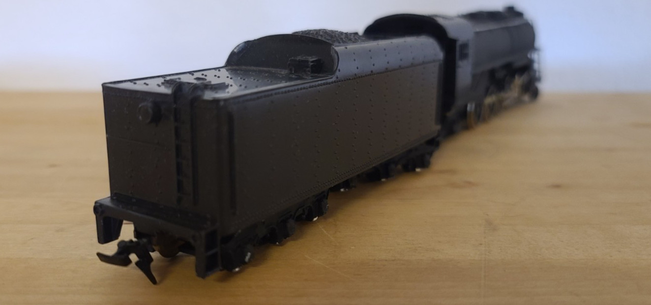 TYCO – HO Scale #7709 Mikado 2-8-2 Steam Locomotive kit Undecorated assembled