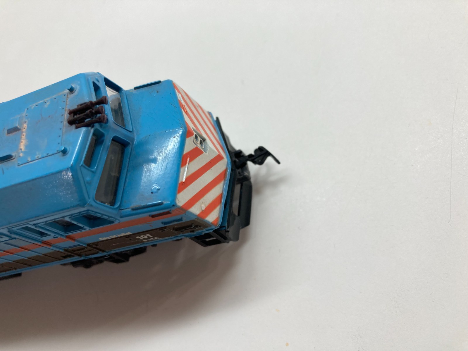 HO Life-Like Deisel Locomotive 08242 F40PH ( RTA) Regional Transit Blue