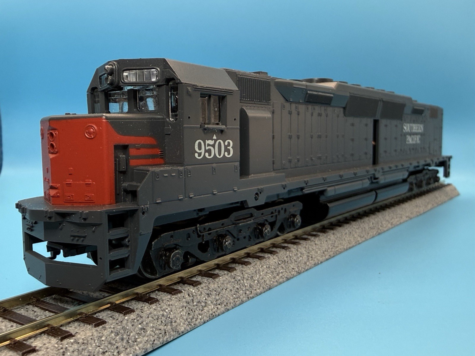 Athearn HO Southern Pacific DD40 Dual Motor 9503 New Old Stock Complete Box