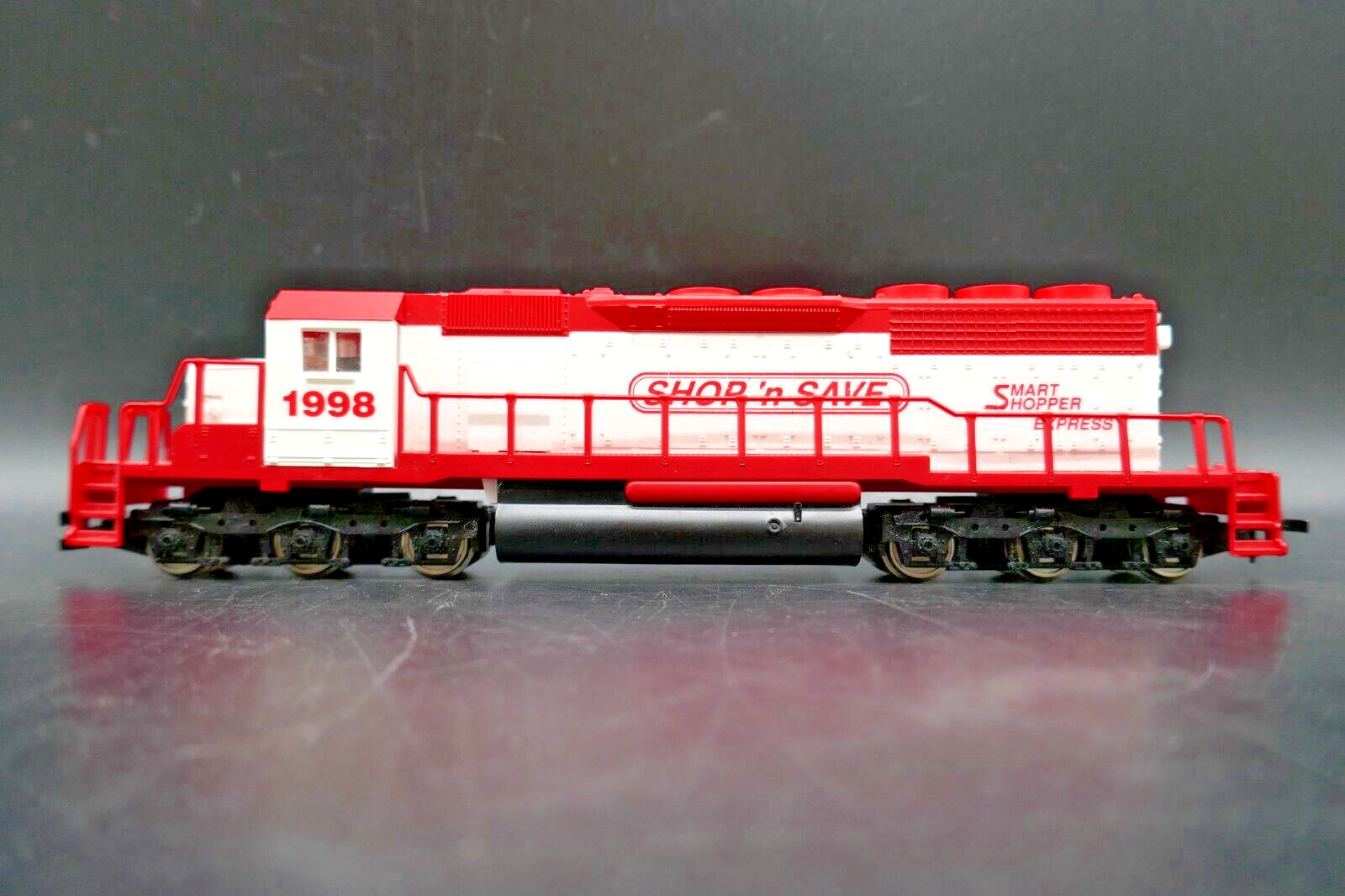 HO Mehano SD40 Shop N Save Locomotive 1998 – Tested & Working