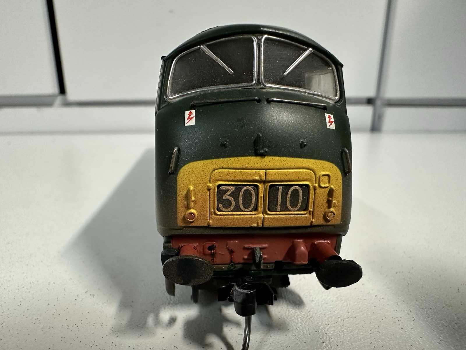 BACHMANN 32-058 CLASS 42 WARSHIP DIESEL LOCOMOTIVE GRENVILLE BR GREEN WEATHERED