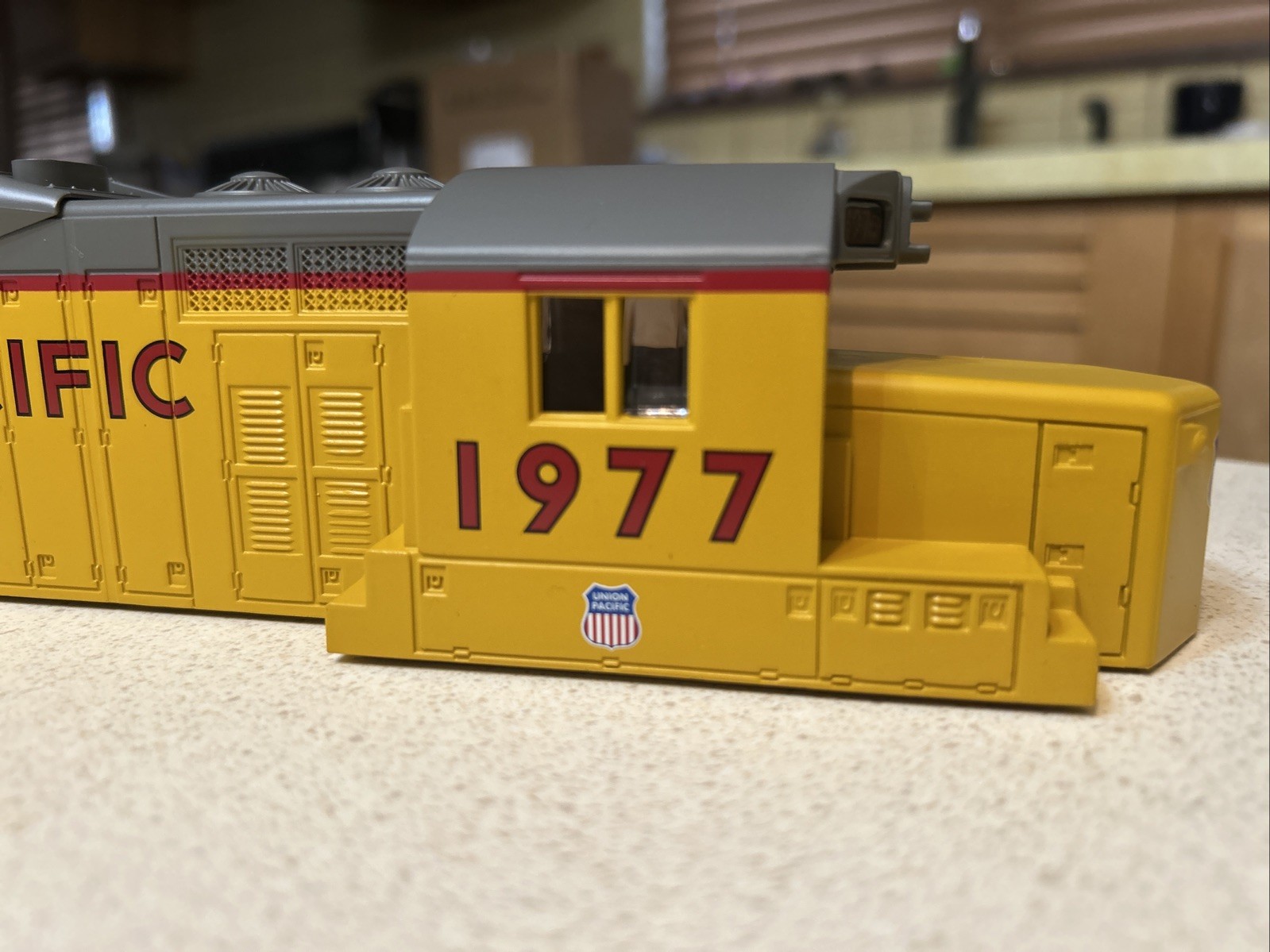 Lionel Union Pacific O Gauge Yellow And Gray Diesel # 1977 Shell Only Lighted