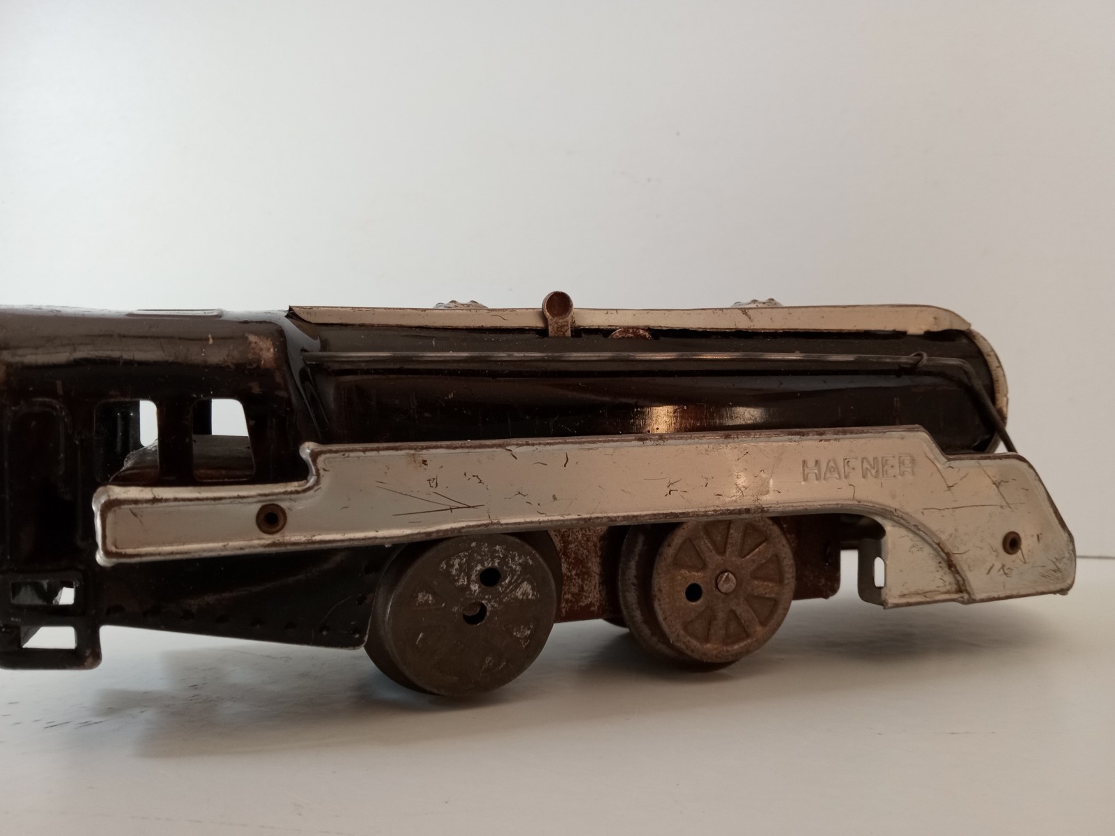 Vintage Hefner Wind Up Locomotive # 1010