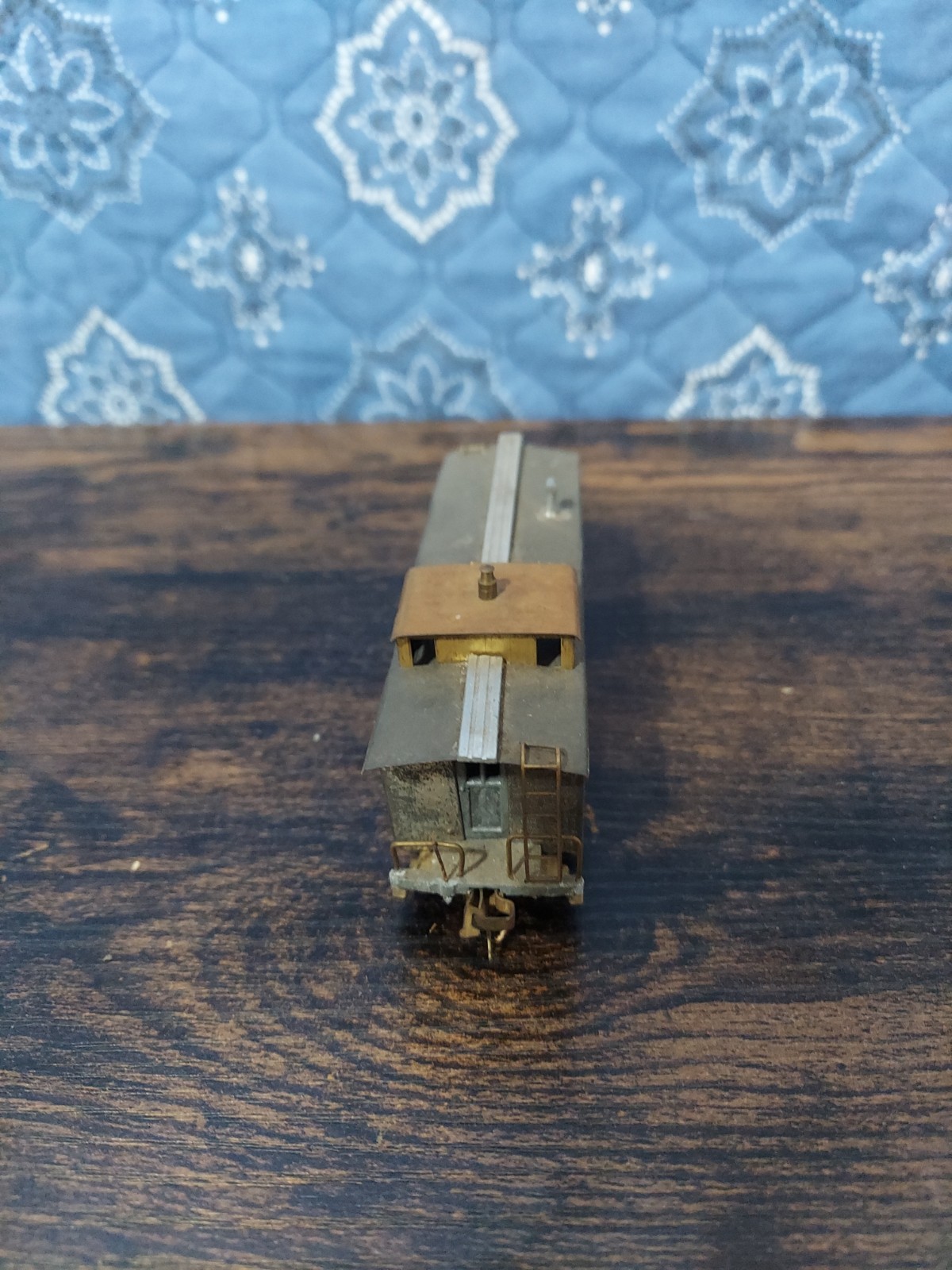 Vintage Brass painted Caboose HO Gauge Train Car Model Gray Silver Brass