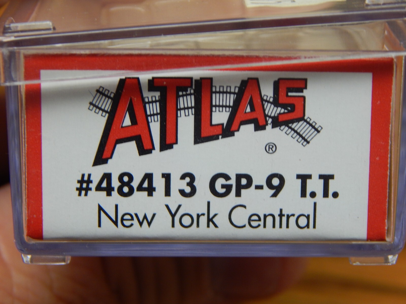 ATLAS 48413 NEW YORK CENTRAL GP-9 TT DIESEL LOCOMOTIVE USED VERY LITTLE W/BOX N