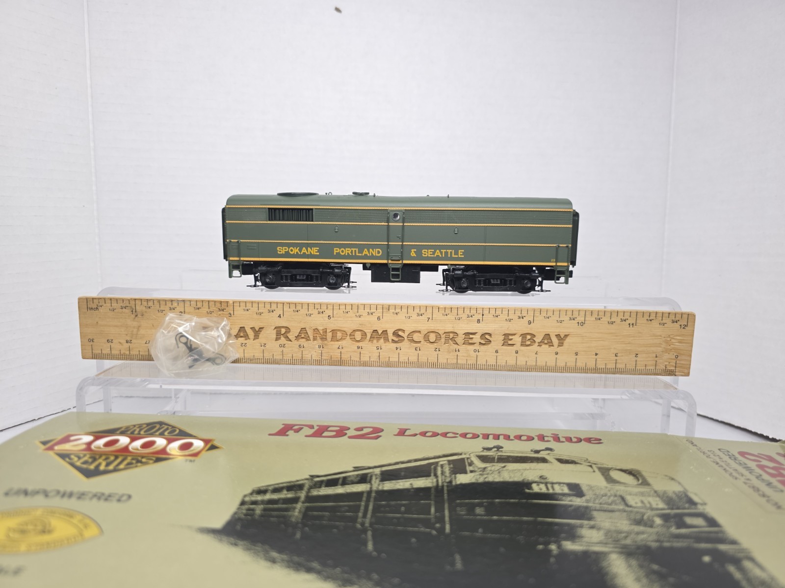 Proto 2000 HO Scale 8387 Spokane Portland & Seattle Dummy FB2 Diesel Loco NOS