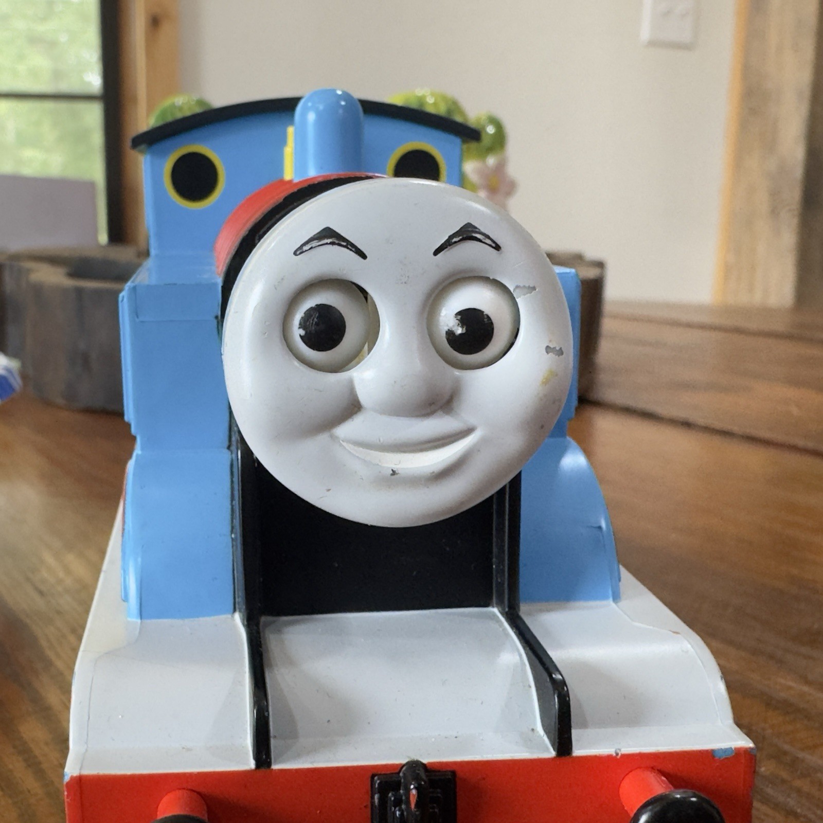 Gullane Thomas & Friends O Gauge 3-Rail DC Analog Thomas 0-6-0 2013 FOR PARTS