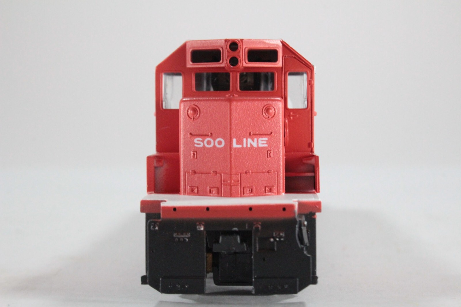 HO Athearn “Blue Box” Soo Line SD40-2 Powered Locomotive All-Whl Pkp Brs Fly New