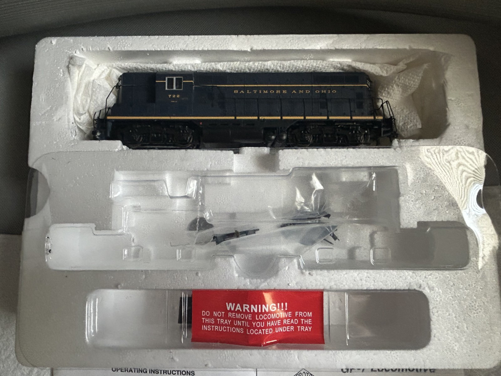 PROTO 2000 HO EMD GP7 Diesel Locomotive Baltimore & Ohio #722 DC Analog 23050