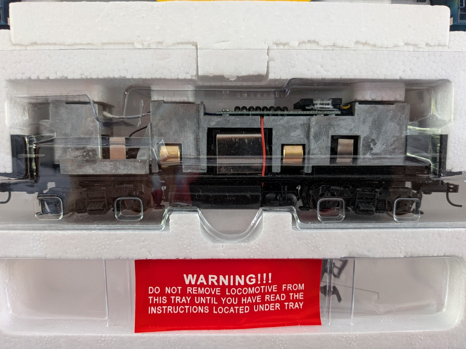 Proto 2000 HO GP9, Santa Fe #2901, Item #23697, DC Analog.