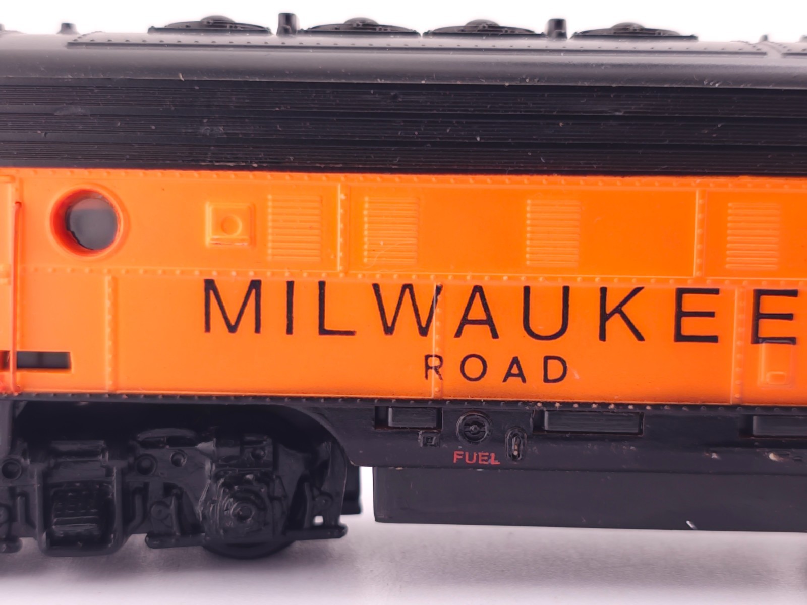 *READ* Life Like HO Scale Milwaukee Road F7 Diesel Locomotive 111C Model Train