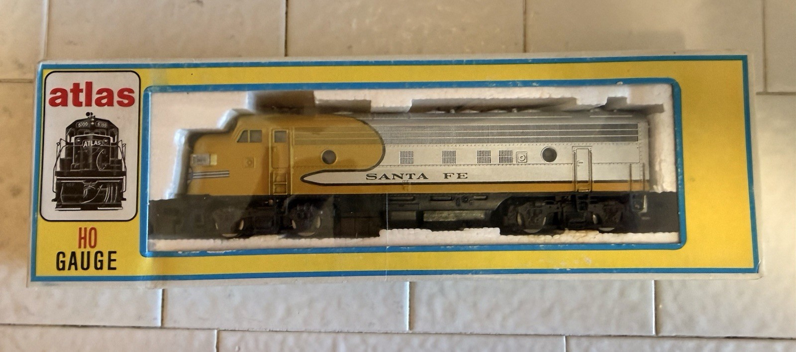 Atlas HO FP7 Santa Fe – Excellent Condition – Austria/Roco