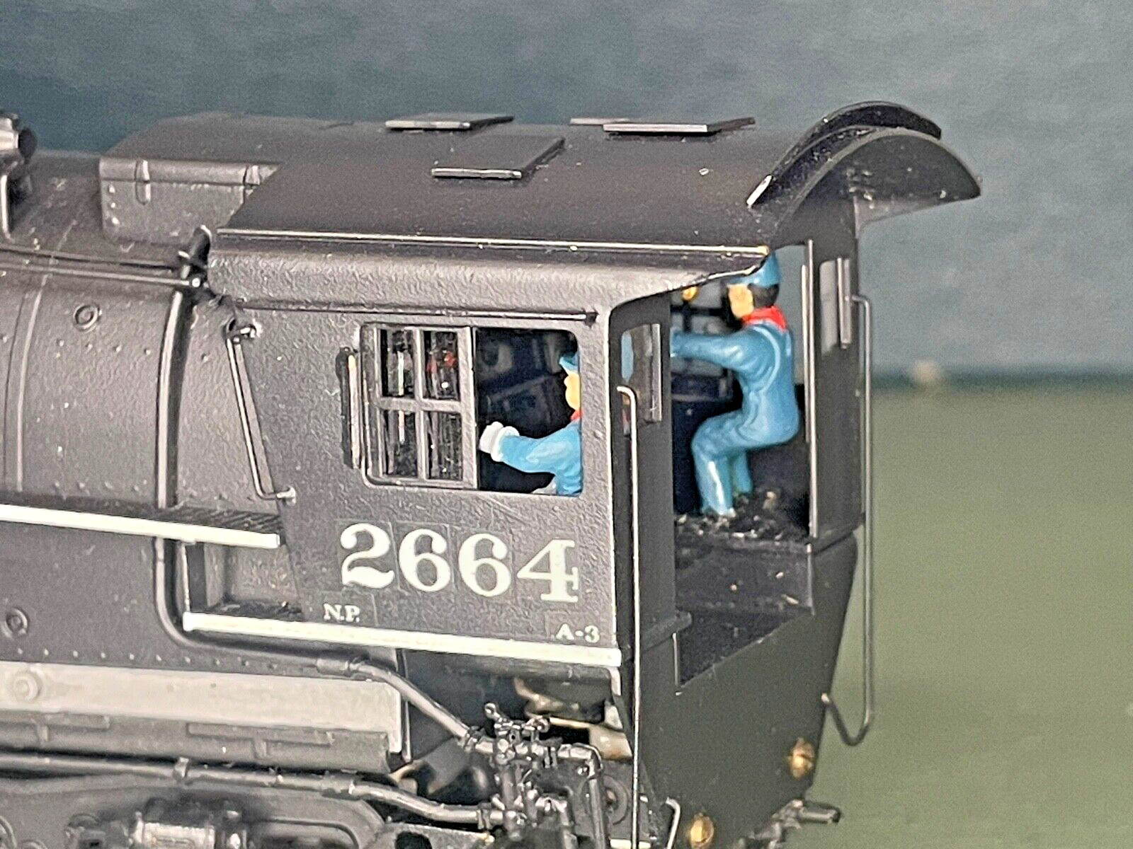 Fujiyama Kogyo #2664 NP Northern Pacific HO 4-8-4 Class A-3 w/ Box