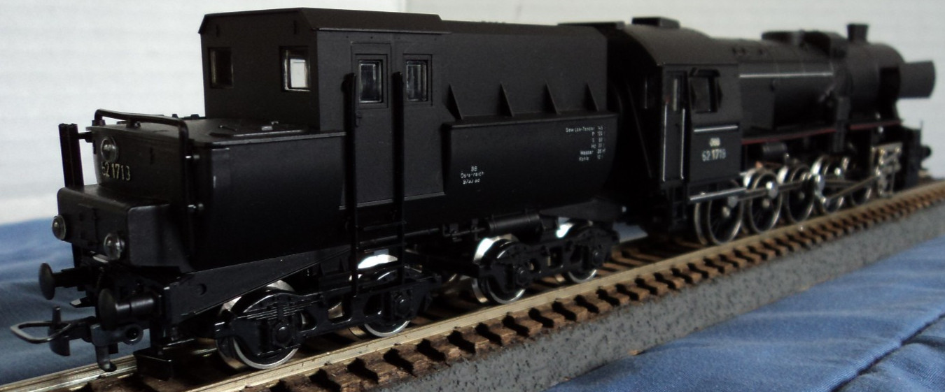 HO Scale Kleinbahn D52 Steam Locomotive with Tender in OB