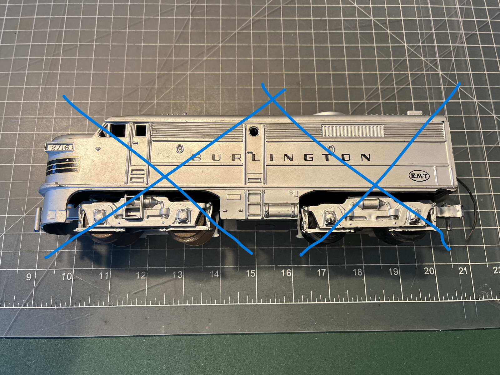 KMT Kusan Auburn Train 2716 Alco Diesel Locomotive CHASSIS FRAME ONLY PART LOT G