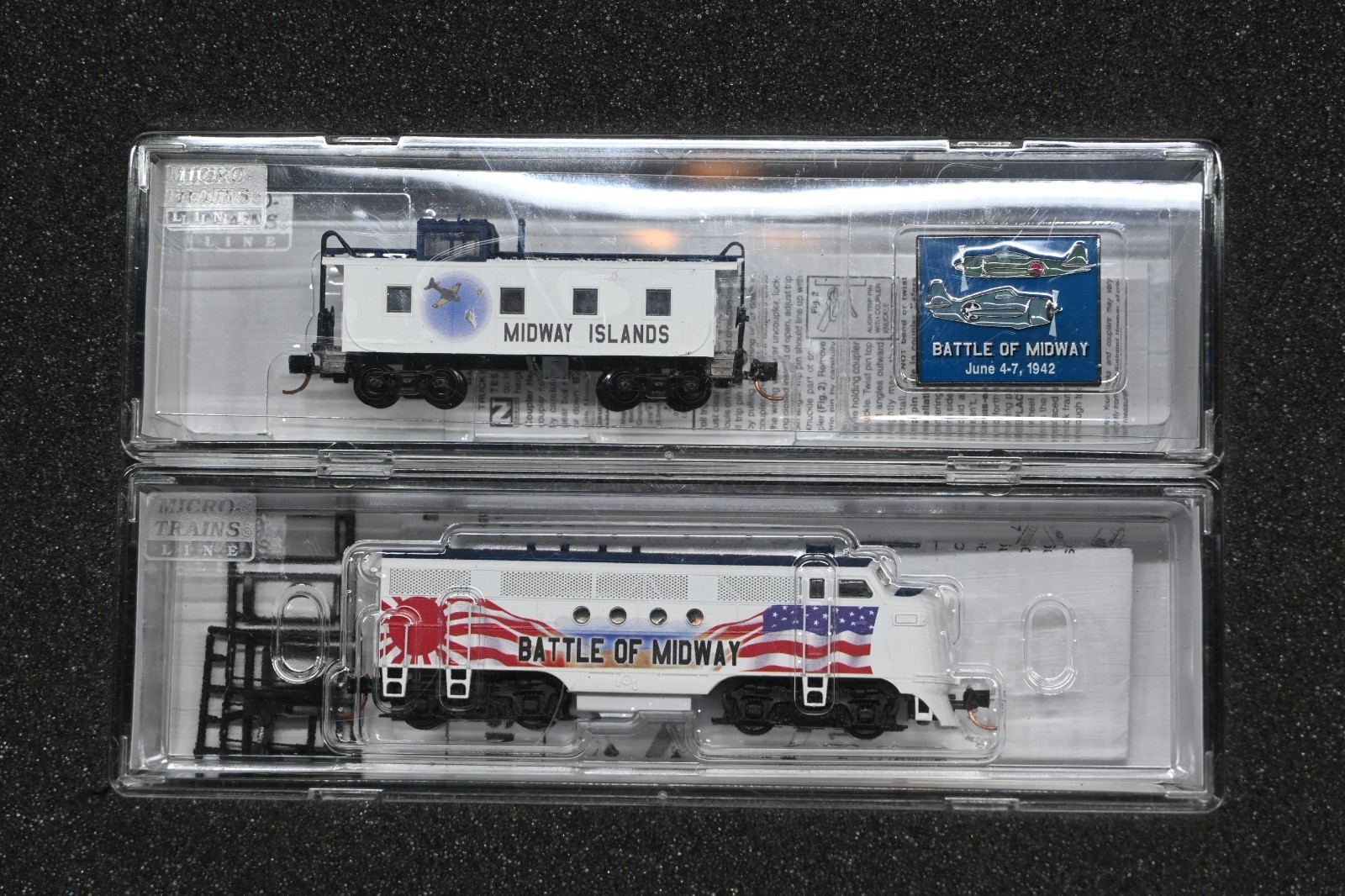 N Scale Micro Trains Battle of Midway Locomotive / Caboose Set