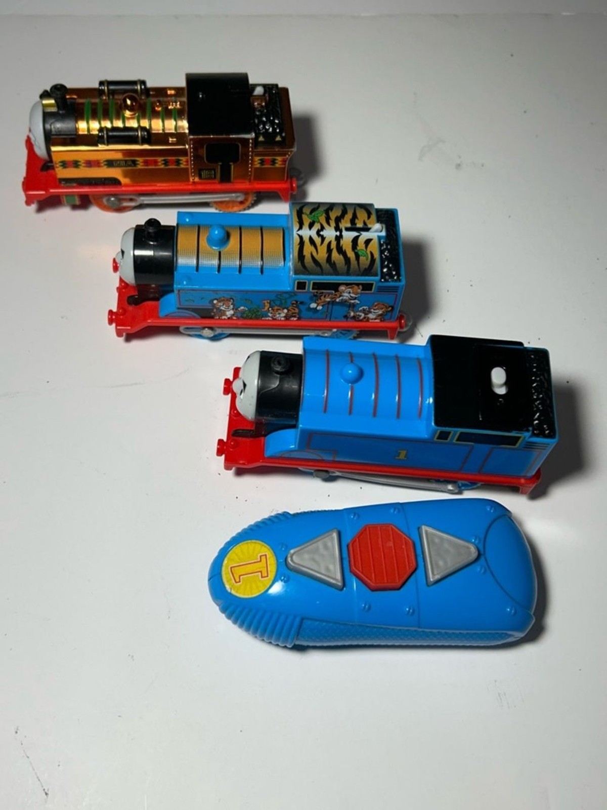 Mattel Lot of 3 Thomas the Train Tank Motorized Engines w/remote Working 2013-14