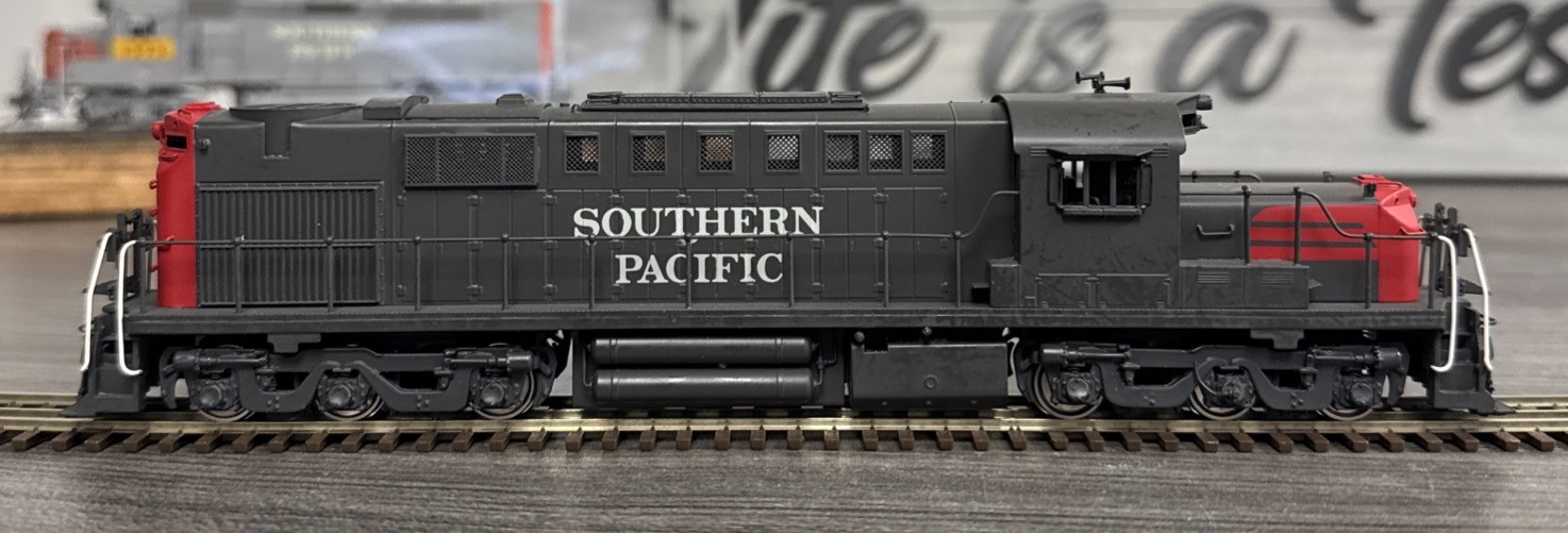 Key Imports Custom Series #69 HO Brass ALCO RSD-15 (DL-600B) Low-Hood SP Version