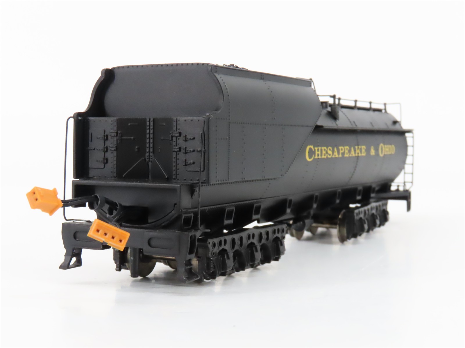 HO Bachmann Spectrum 82503 C&O Chesapeake & Ohio 4-8-2 J2 Steam #543 – DCC Ready