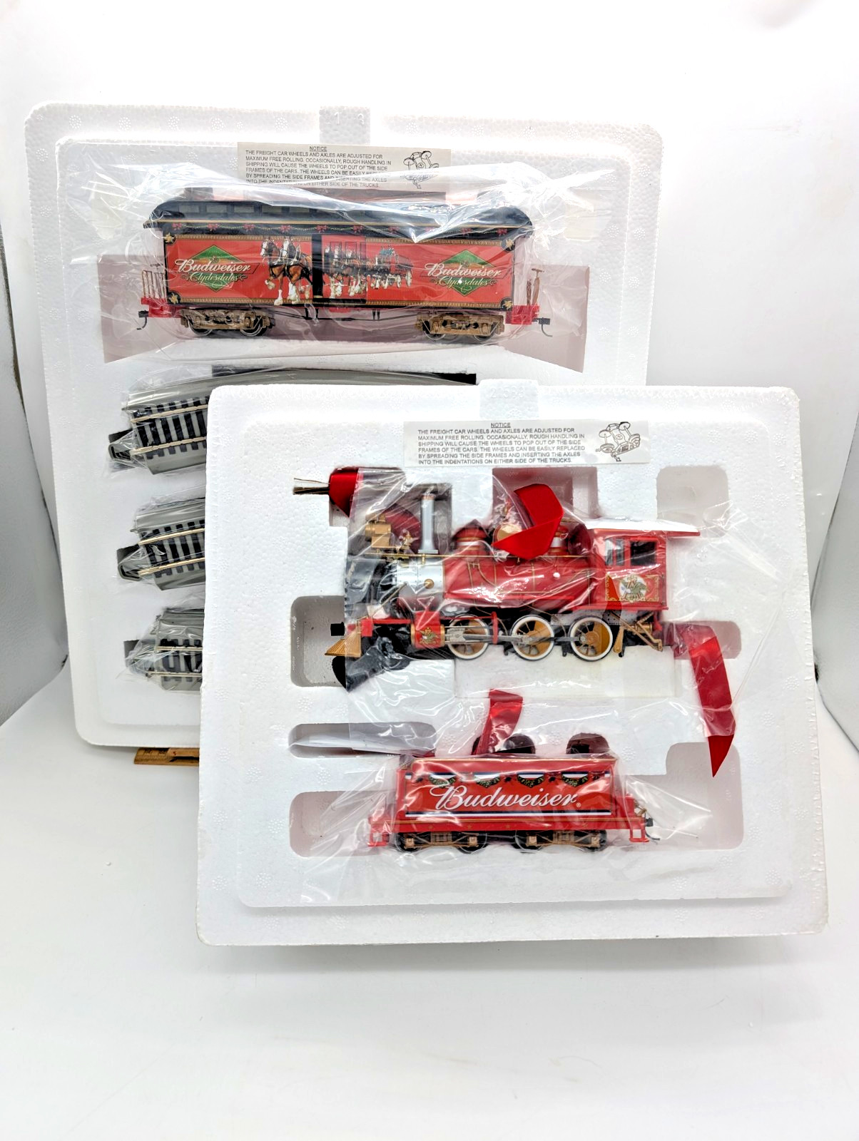 Hawthorne Village Budweiser Holiday Express Train Set On30 Engine Track COA NIB