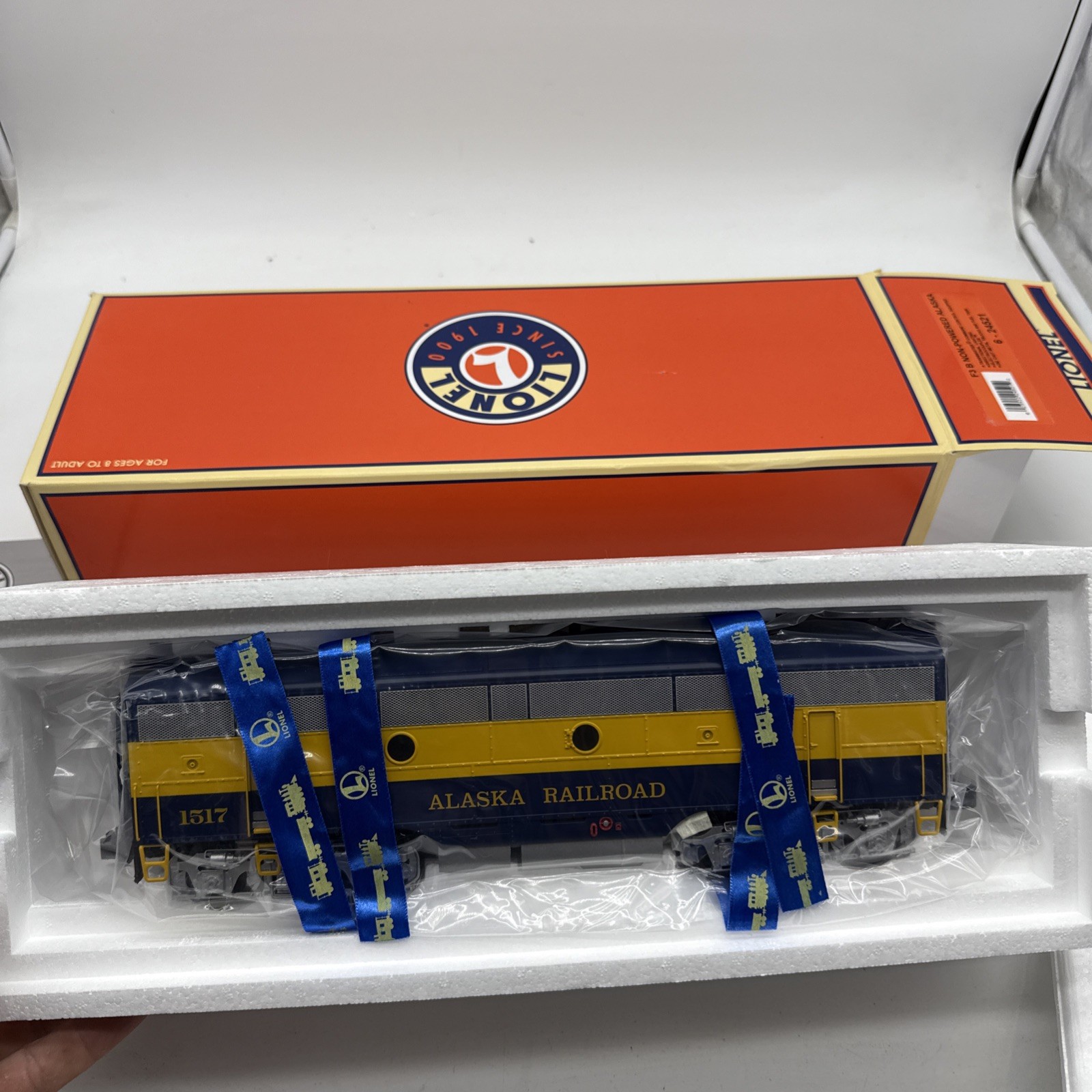 NEW Lionel 6-24521 Alaska Non-Powered F-3 B Diesel Locomotive #1517 Train Rare