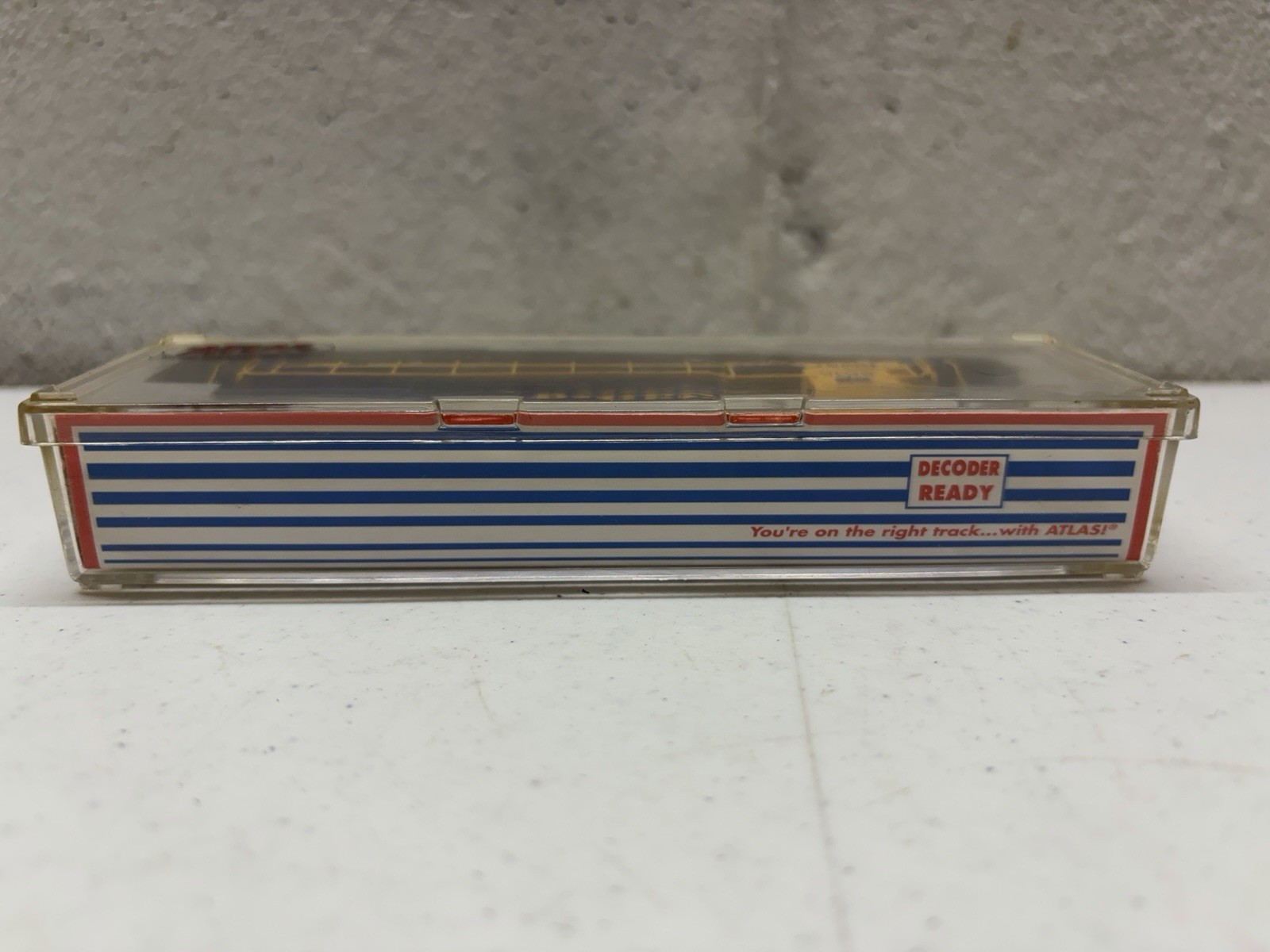 N Atlas 48732 BNSF Santa Fe “Patch Job” GE Dash 8-40B Diesel #8615 – DCC Ready