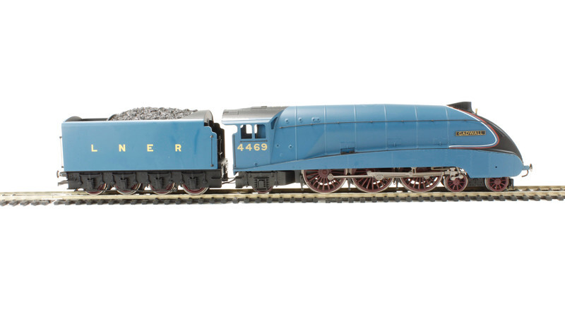 Hornby RAILROAD R3285TTS A4 LNER 4469 Gadwall FACTORY Fitted with DCC SOUND NMIB