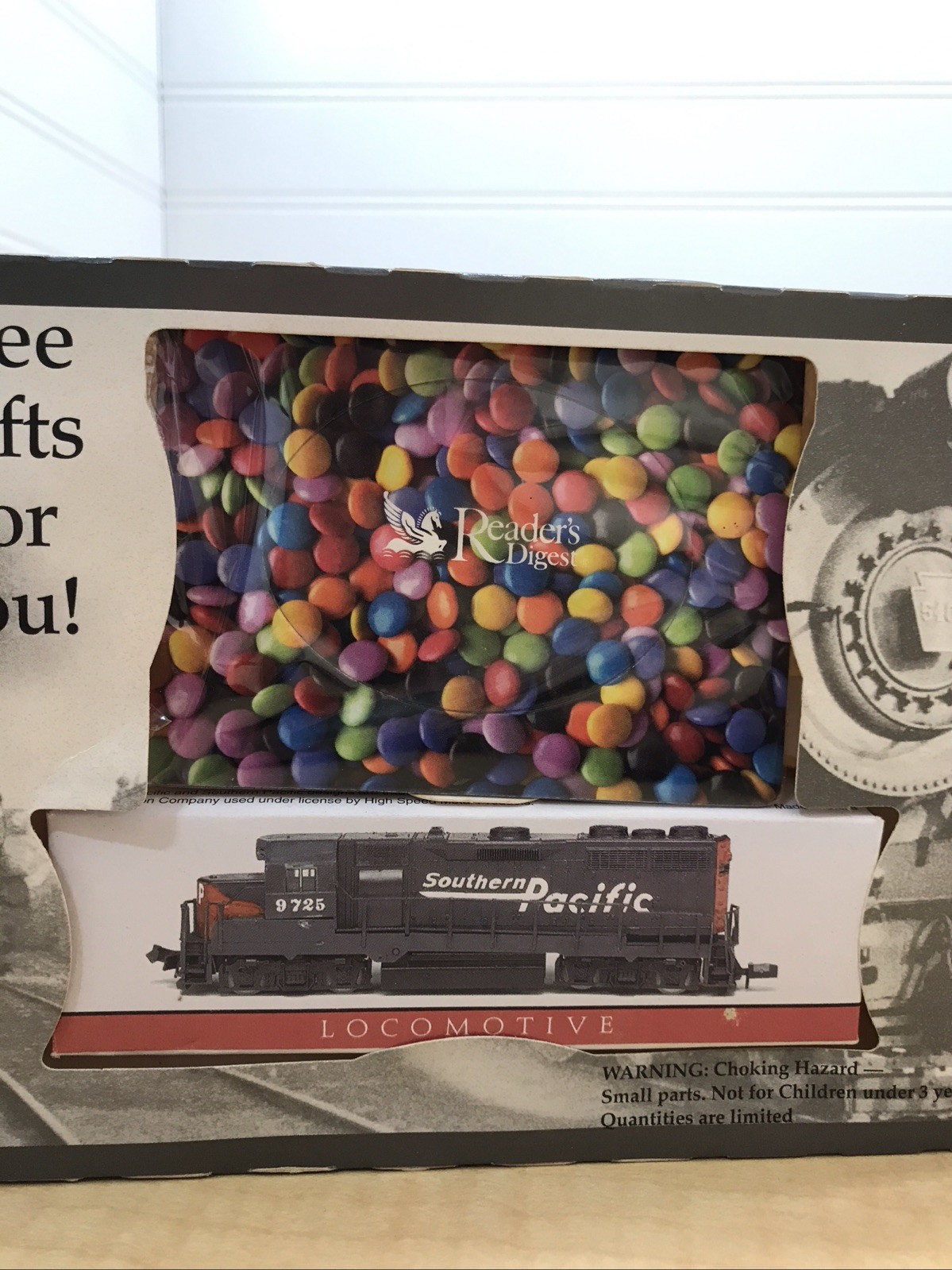 Vtg Readers Digest Promo Southern Pacific Locomotive #9725CandyDispenserSet(#50)