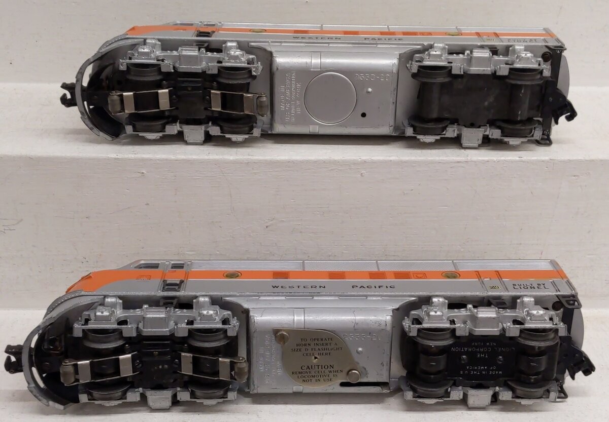 Lionel 2345 Vintage O Western Pacific F3 AA Diesel Locomotive Set