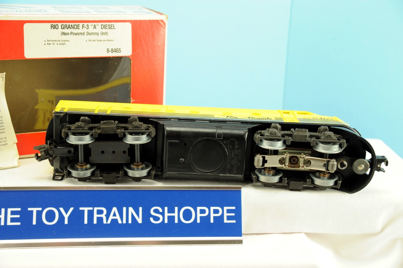 LIONEL 8465 RIO GRANDE F-3 A DIESEL NON-POWERED DUMMY UNIT. TESTED. NEW IN BOX.