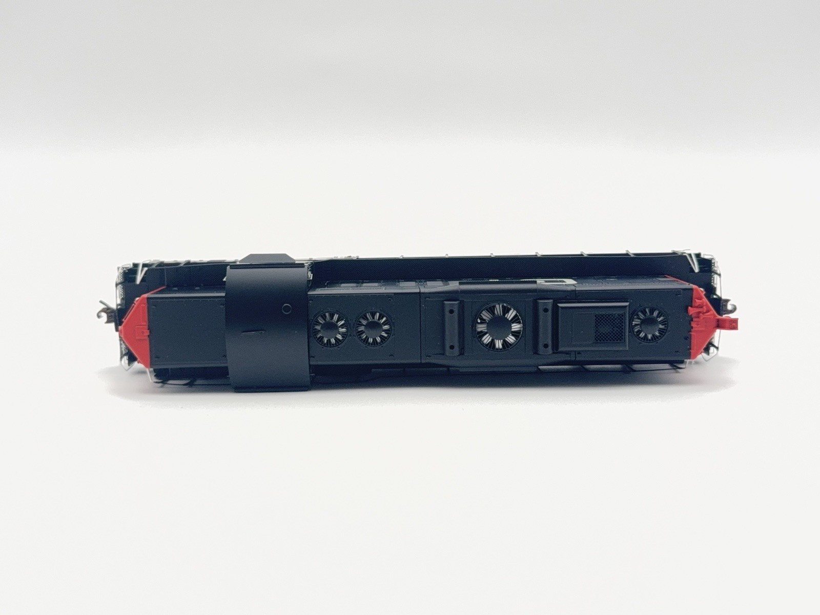 Genesis – HO – GT – EMD GP9 Diesel Loco #4558 – Train ATHG62947